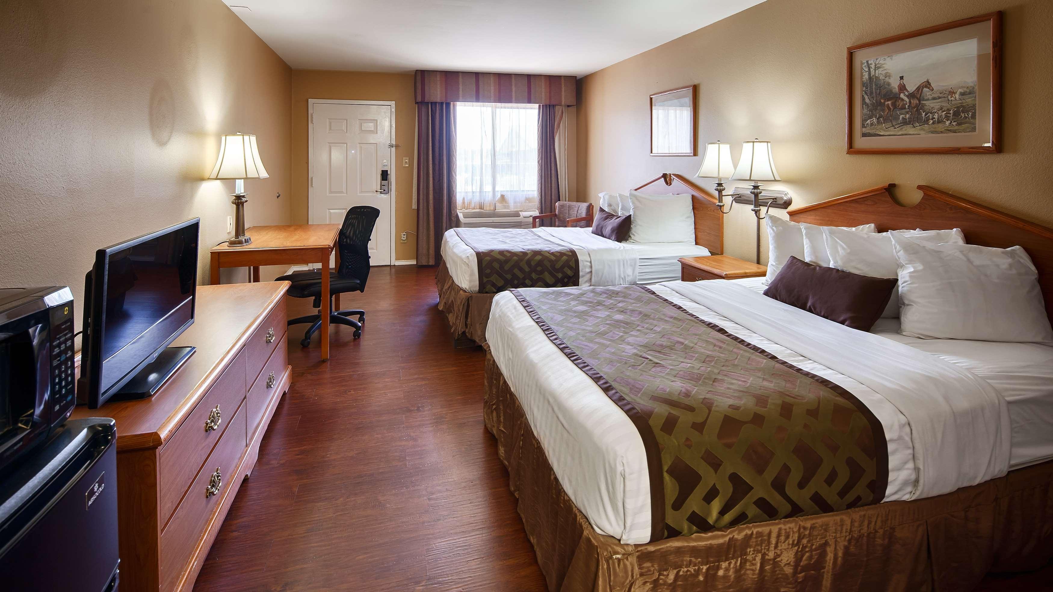 Best Western Plus Main Street Inn Brawley Ngoại thất bức ảnh