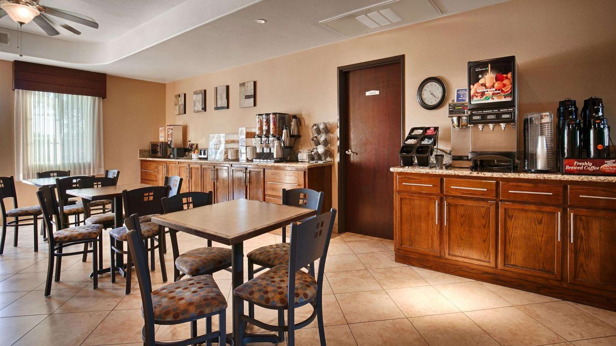 Best Western Plus Main Street Inn Brawley Ngoại thất bức ảnh