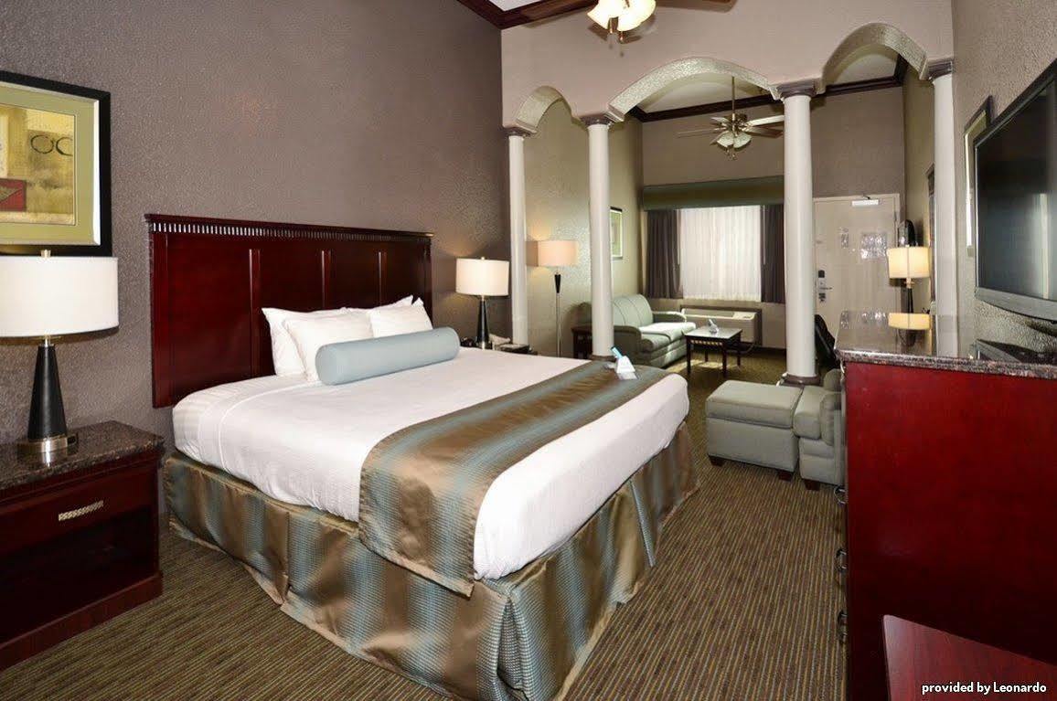 Best Western Plus Main Street Inn Brawley Ngoại thất bức ảnh