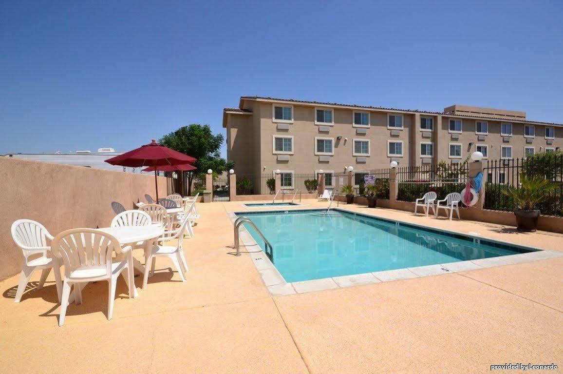 Best Western Plus Main Street Inn Brawley Ngoại thất bức ảnh