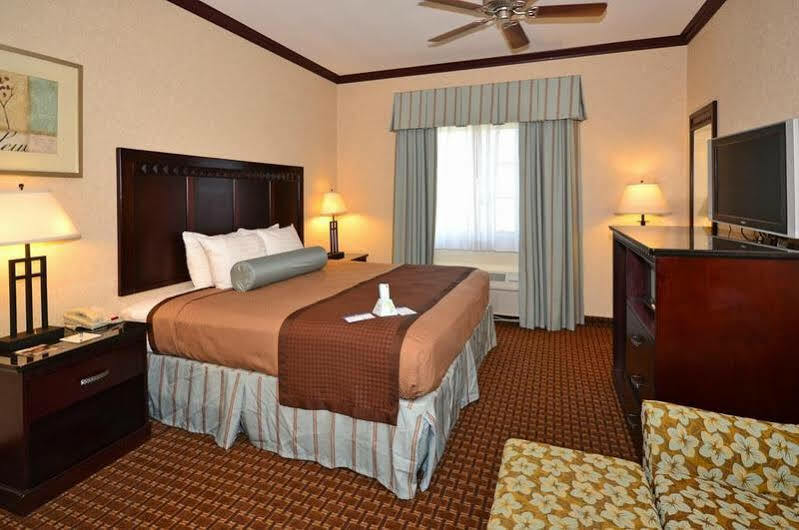 Best Western Plus Main Street Inn Brawley Ngoại thất bức ảnh
